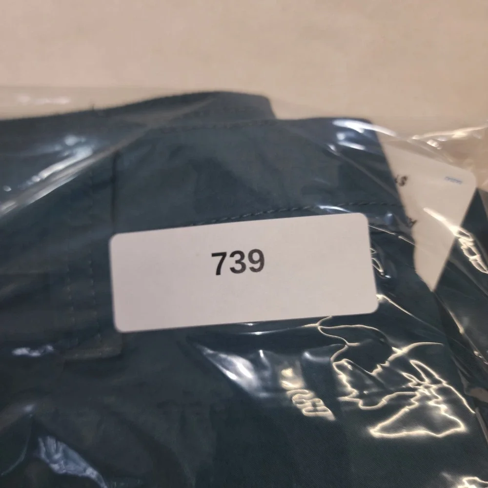 Columbia‎ Washed Out Shorts Mens 38 Teal Blue Green Cotton Chino 8 Inseam AM4471
